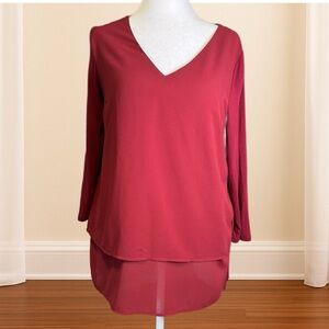 Michael Kors Burgundy Layered Hem V-Neck Blouse – Size M
